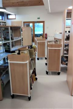 Knjižnica Borovnica - pohištvo 11